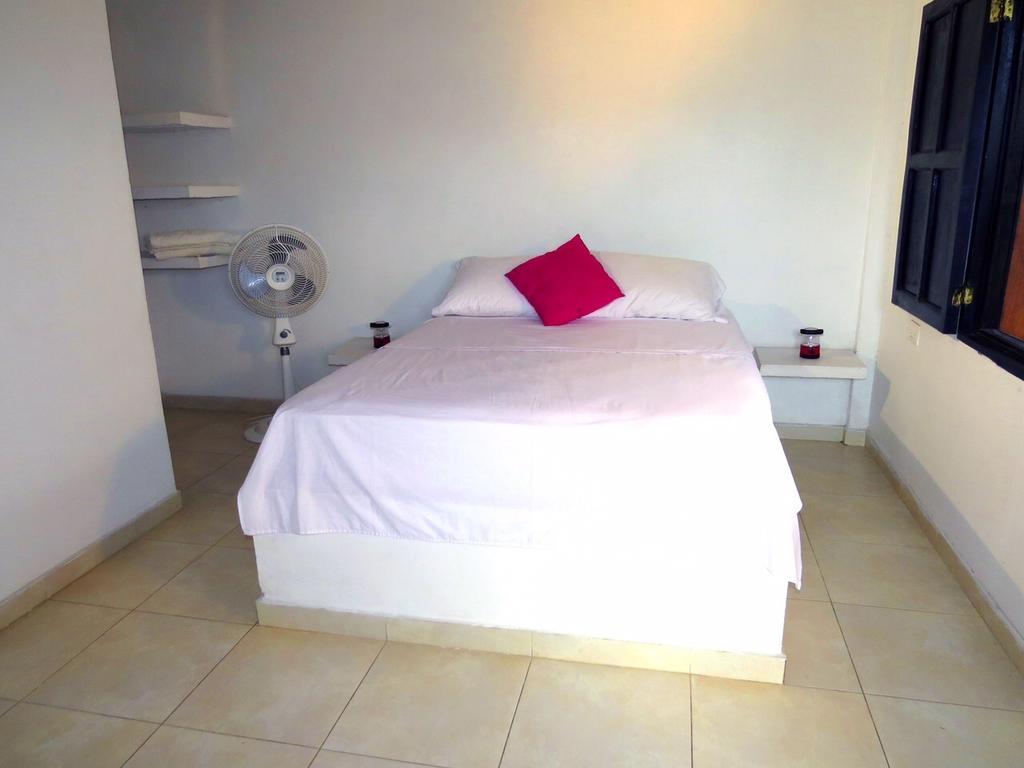 Palomino Breeze Hostal Номер фото