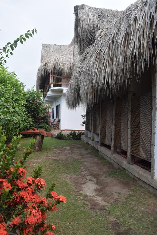 Palomino Breeze Hostal Екстер'єр фото