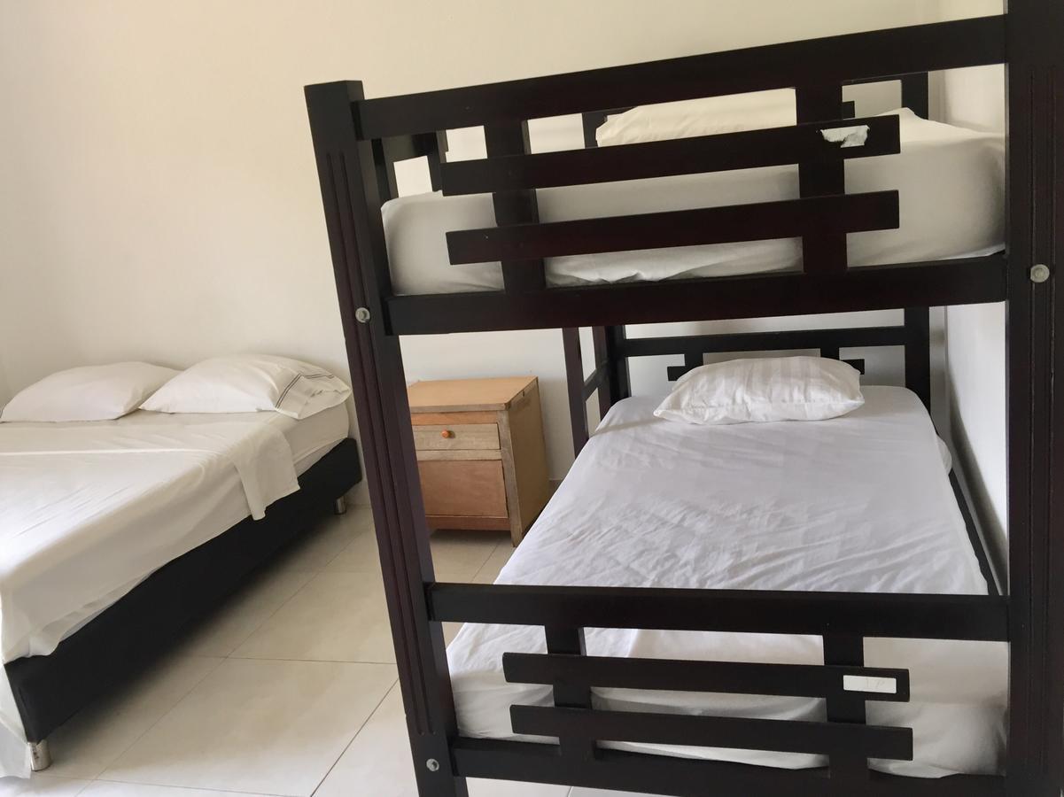Palomino Breeze Hostal Екстер'єр фото